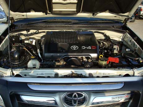 Soni Motors Dubai is world's largest 4x4 Toyota Hilux Vigo exporter - engine