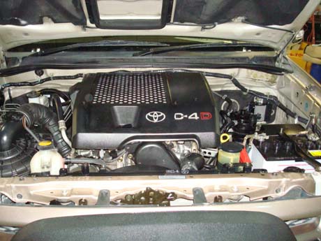 Soni Motors Dubai is world's largest 4x4 Toyota Hilux Vigo exporter - engine