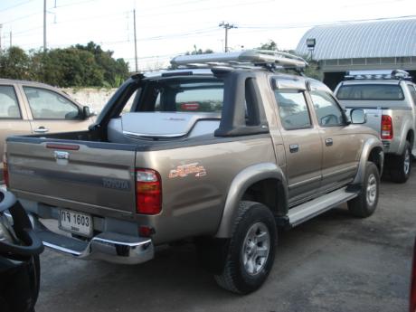 toyota D4D 2002-2004 Hilux Tiger from Thailand's, Singapore's, England United Kingdom's and Dubai's top Toyota Hilux Tiger dealer and exporter - Jim Autos Thailand